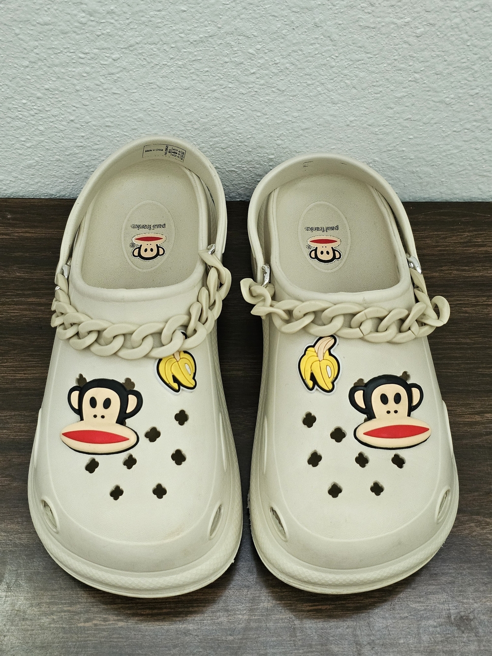 Paul Frank Monkey Clogs Off-White Cream Platform Sandals With Chain Charms, S:4